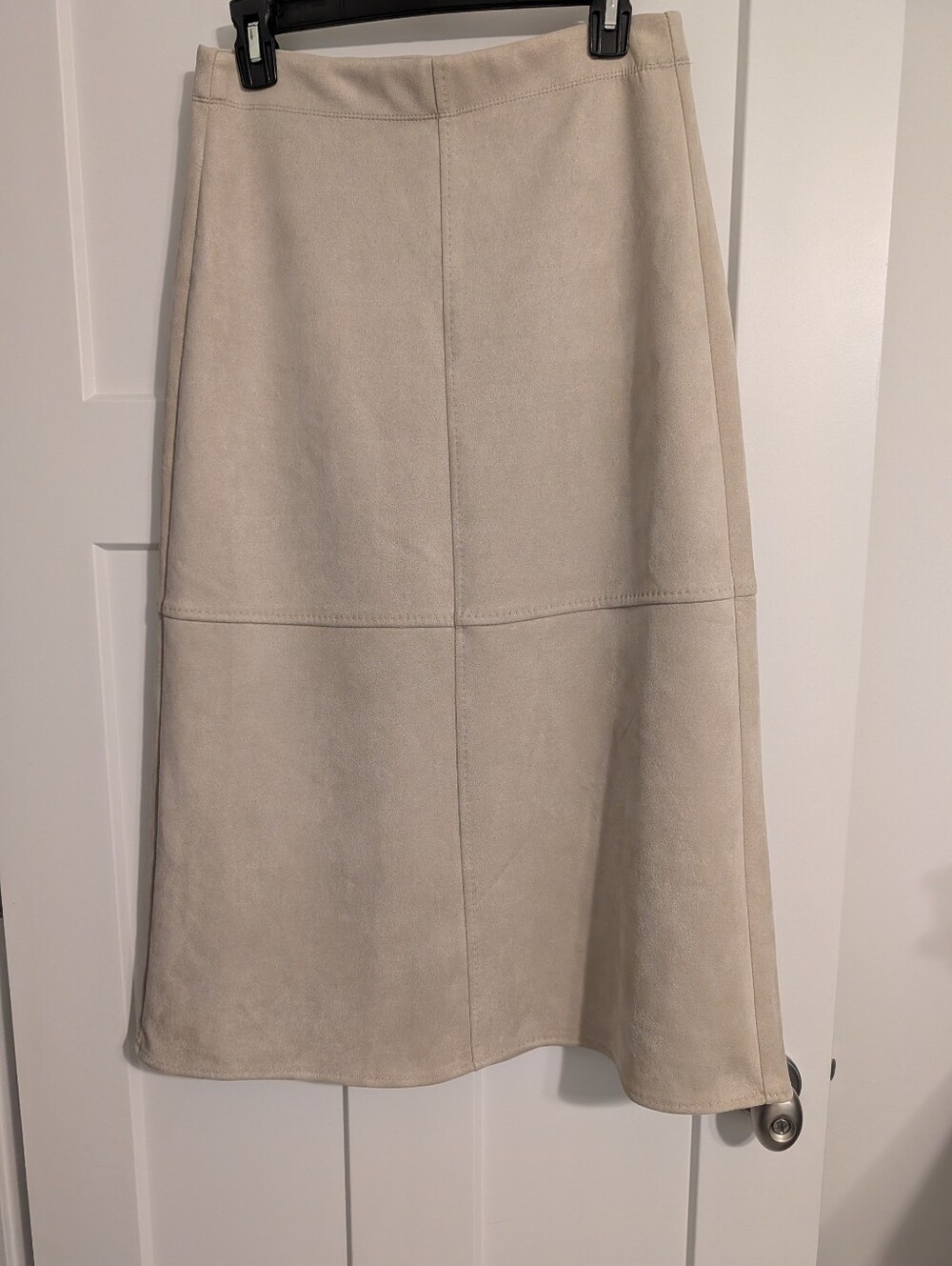Max Studio Of London Classic Cream A-Line Skirt Size Small